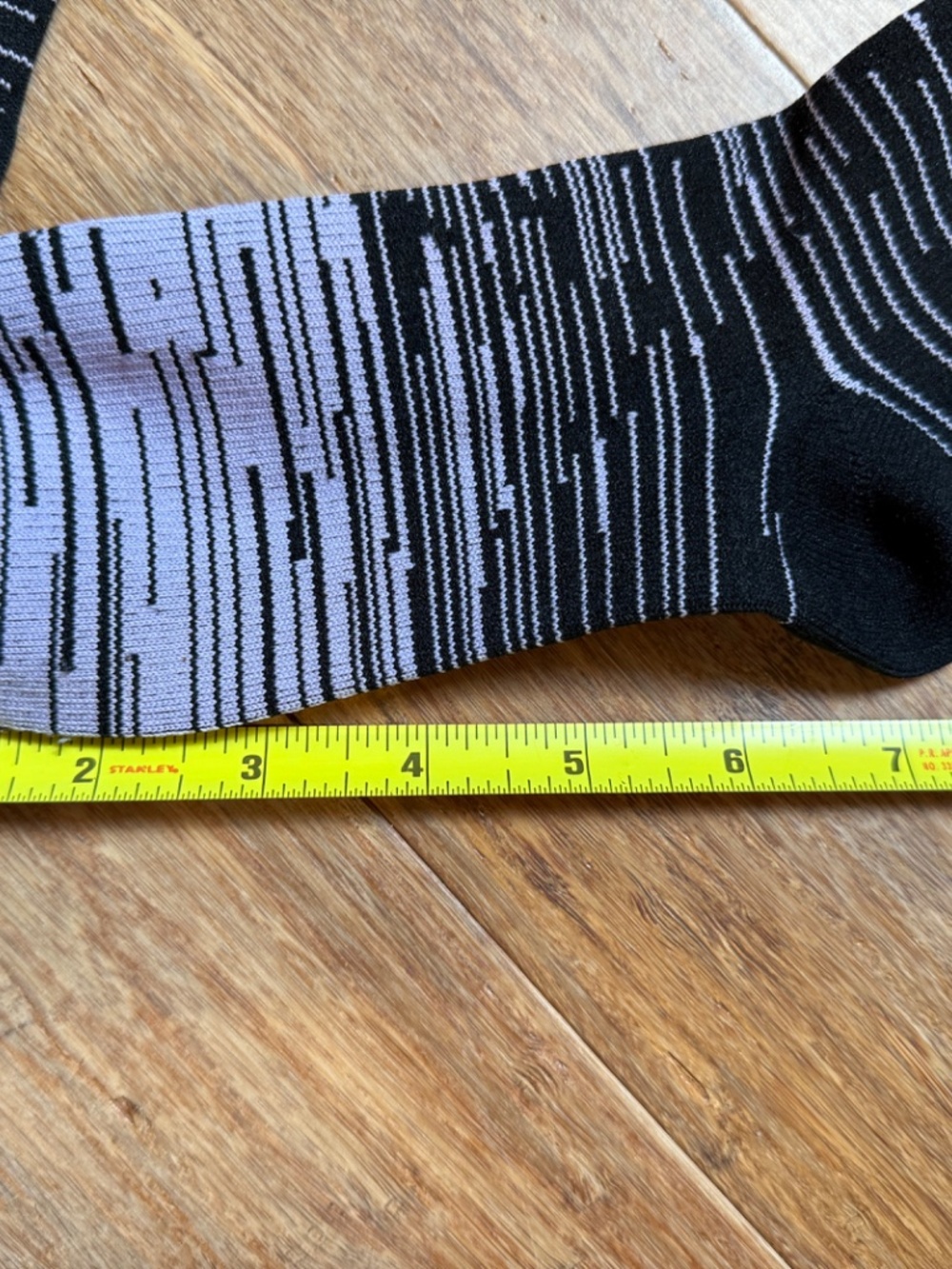 Fuelmefoot (FMF) Grey Purple Gradient Compression Socks- L/XL - Picture 5 of 7